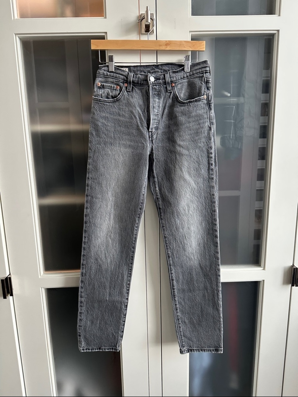 Levi's Straight Leg Jeans in Faded Charcoal Gray 25x30